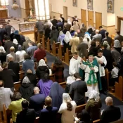 On the closing day of the Fatima Conference, our guests had the opportunity to attend Sunday Mass at our neighboring parish of Mary Immaculate Queen Church in northern Idaho.