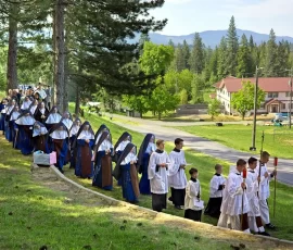 The annual Queenship procession at the City of Mary always takes place on Memorial Day. Notice the new convent in the background. The Sisters are in the process of moving in; the area they vacate will become part of the seminary.